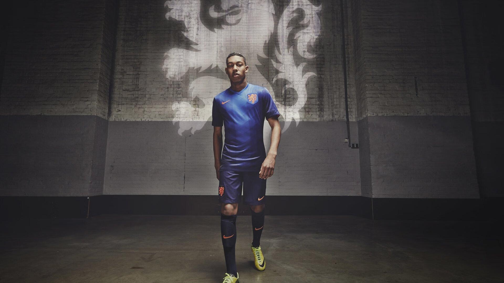 小卡季后赛助攻新高 11次穿针引线创生涯纪录