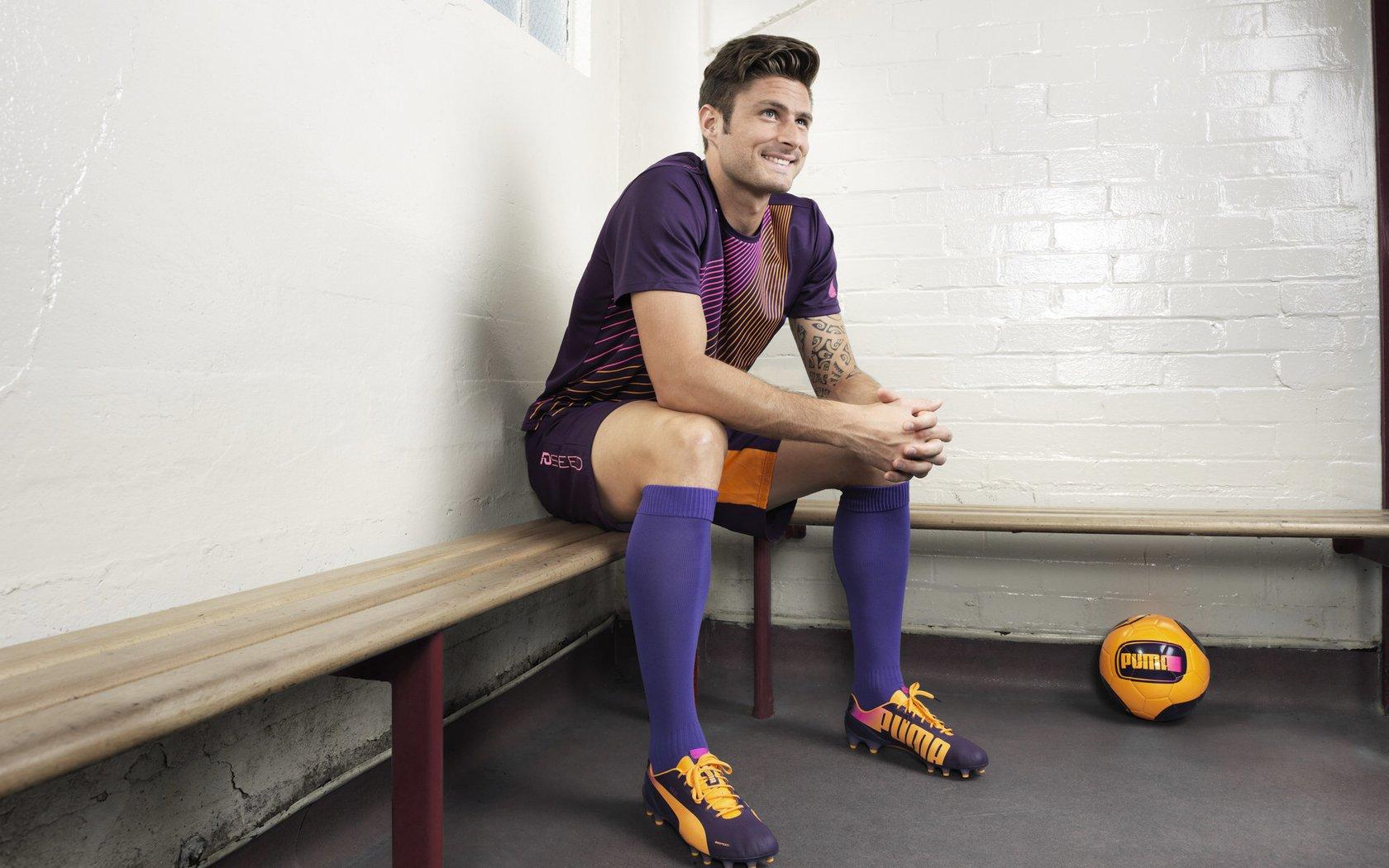 程博，杨瀚森称NBA的对抗更文明 让在场记者们对CBA产生了兴趣