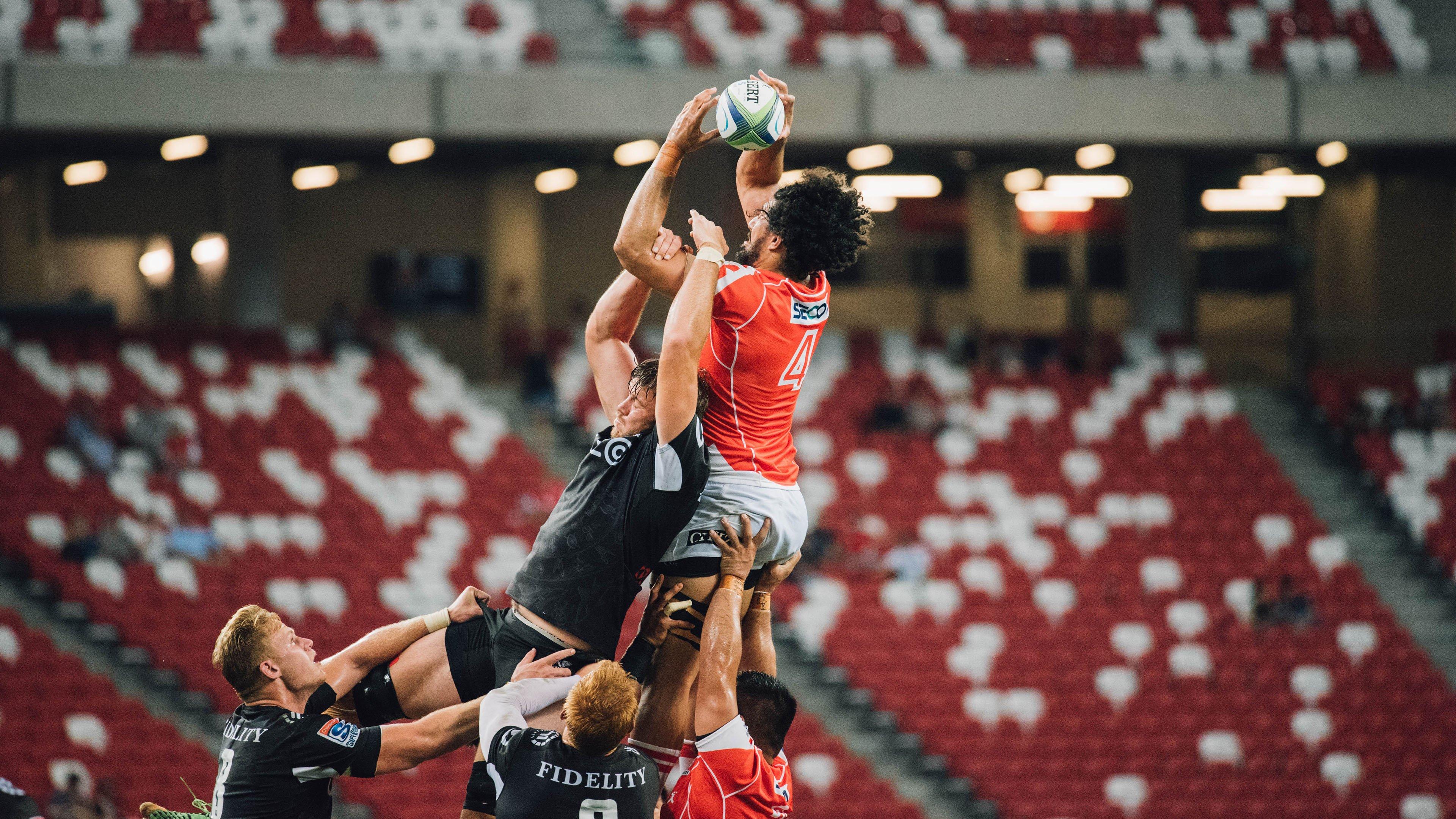 老鹰队继续招兵买马！一年合同签下魔术旧将休斯坦，强化侧翼深度