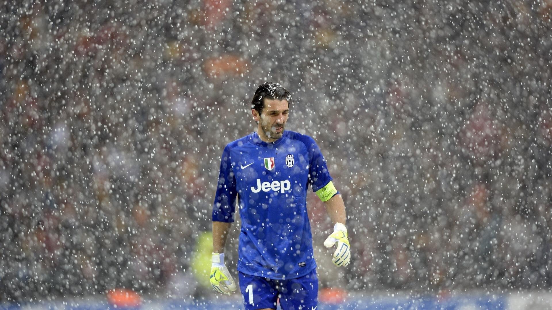 震惊！英超夏窗投入破亿镑七队揭晓，利物浦破天荒登顶，桑德兰异军突起，BIG6格局生变